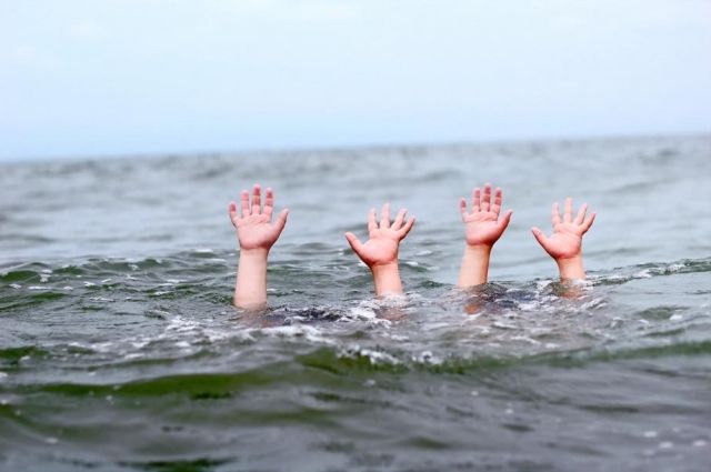 4c1040fdad86df6a8704acee5685e710