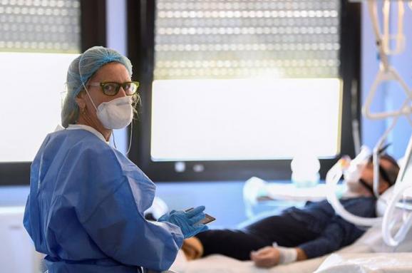 im578x383 virus reuters