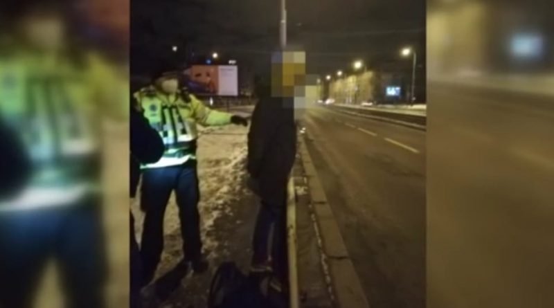 1611304030 pianiy u tramvaii 800x445 1