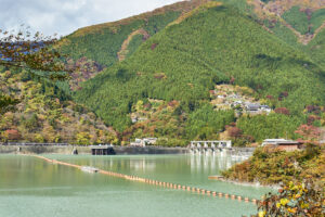 нерухомість