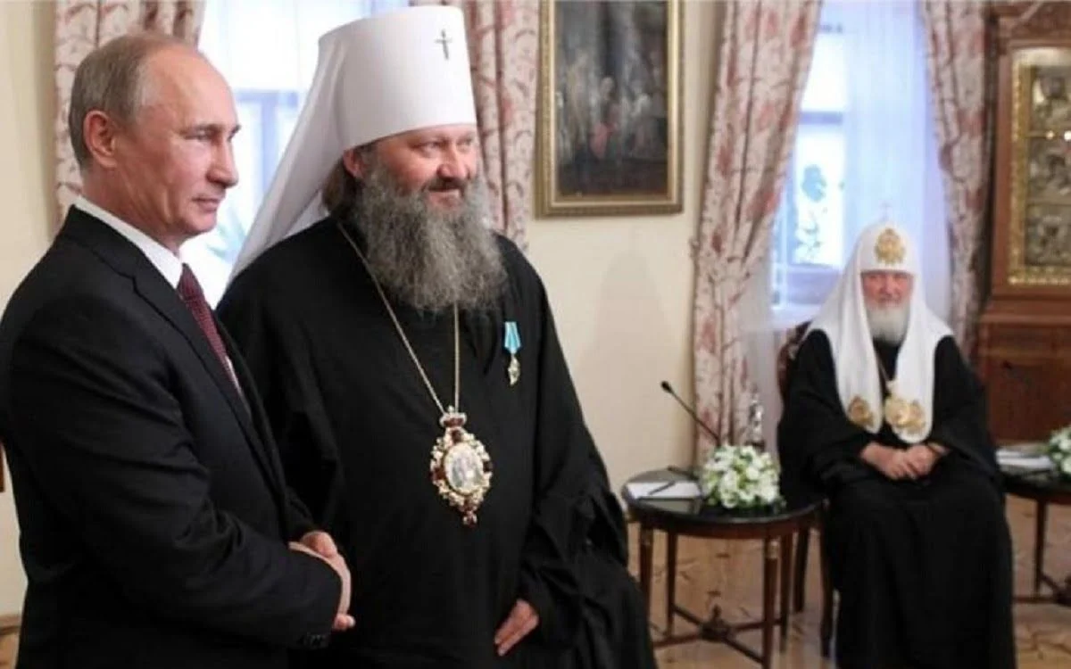 метрополита Лебідя підозру