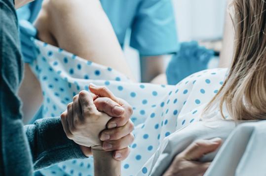 16-річна дівчина