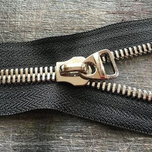 Металева блискавка