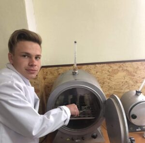 20-річний Герой Артем Добровольський