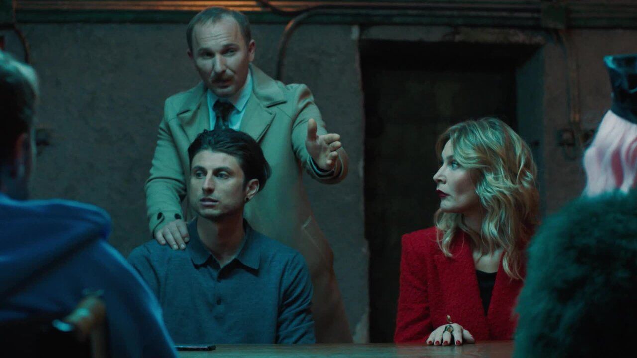 Сховища. Вісім історій