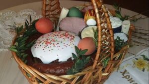Що має бути в кошику на Великдень