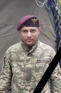 26-річний військовий з Львівщини Роман Ханас.