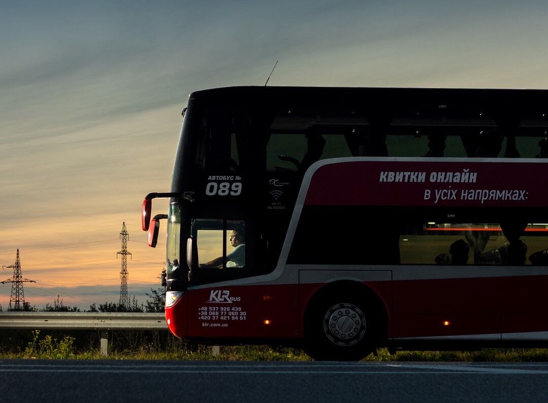 автобус з Німеччини до України