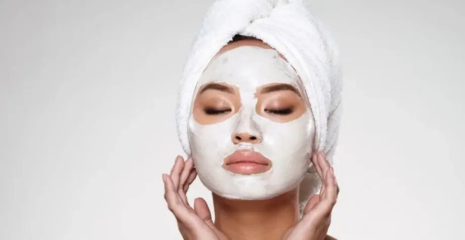 Очищаючі маски для обличчя
