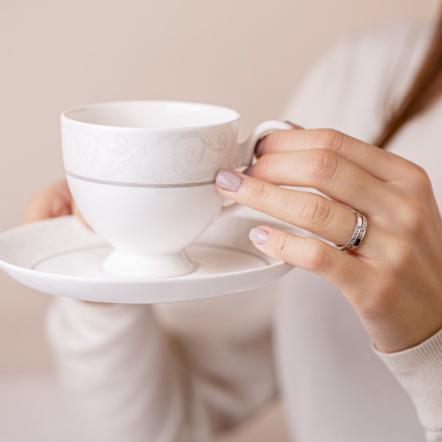 Обручки з білого золота