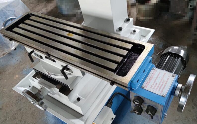 Довбальний станок по металу