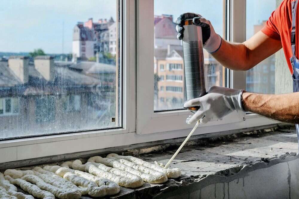 монтажна піна балкон