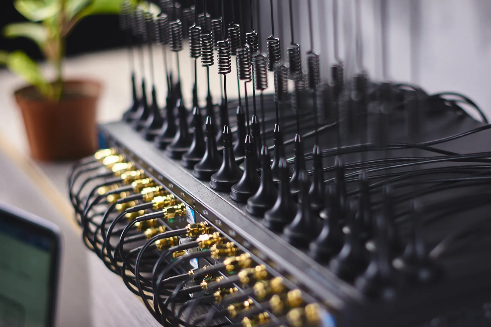 Топові GSM шлюзи