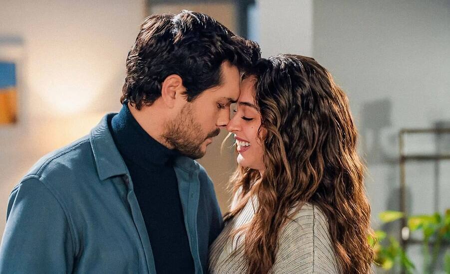 Чим закінчився турецький серіал "Лейла"