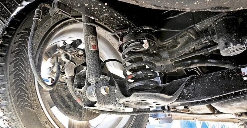 Стукіт у підвісці