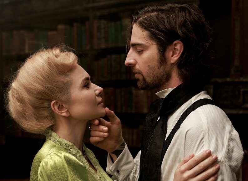 рецензія на фільм Всі відтінки спокуси 2026