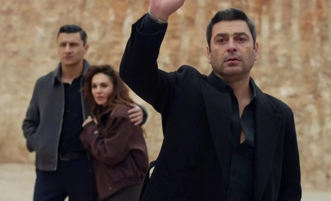 Далекий город 3 сезон чи вийде