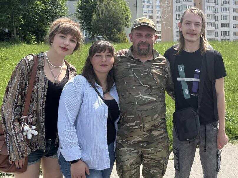 113 днів тримав оборону Віктор Харів